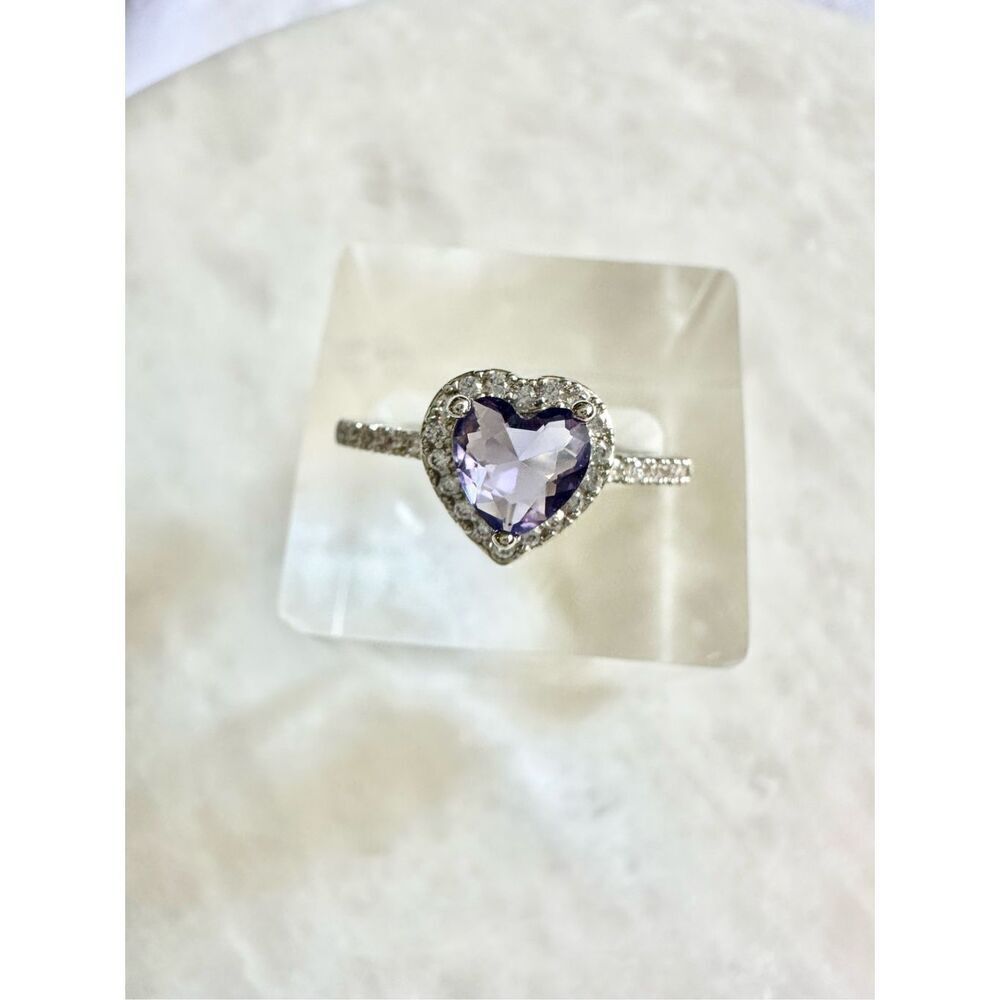 Light purple cubic zirconia heart-shaped adjustable ring